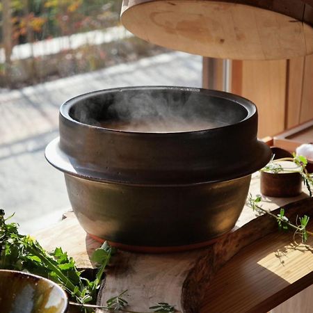 禅坊 靖寧 Zenbo Seinei Hotel Awaji Exterior photo